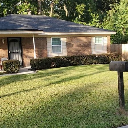 Southern Charm Vacation Rental Савана Екстериор снимка