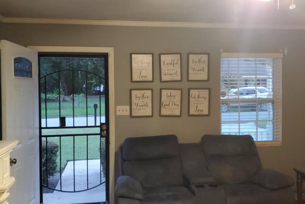 Southern Charm Vacation Rental Савана Екстериор снимка
